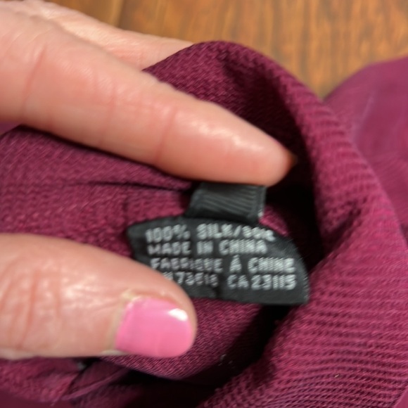 Boss Hugo Boss Burgundy Long Sleeve Button Down 100% Silk - XL - Picture 5 of 8